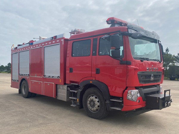化學(xué)救援消防車(chē)